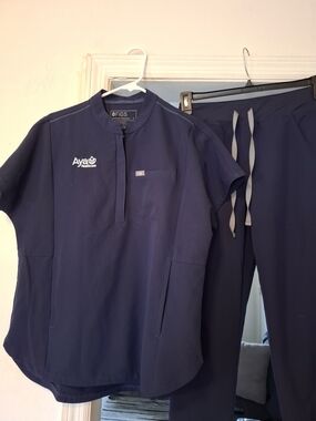Figs Navy Scrub Top and Pants Set